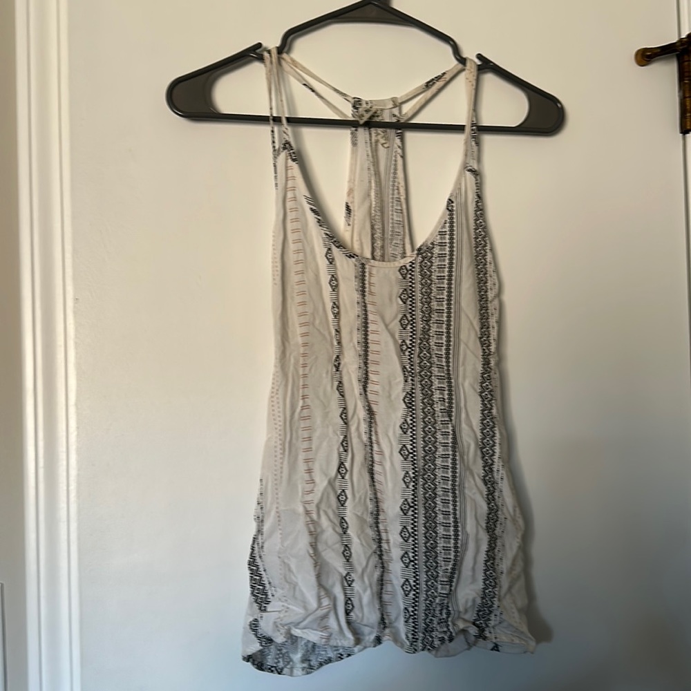 Junior’s Medium Tank Top